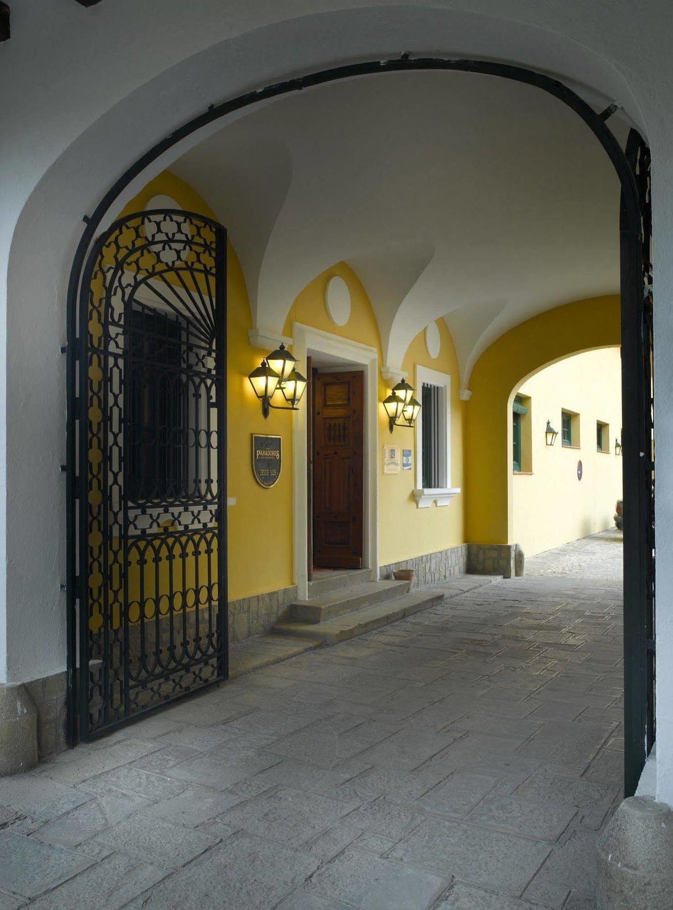 Parador De Cazorla Hotel Exterior photo