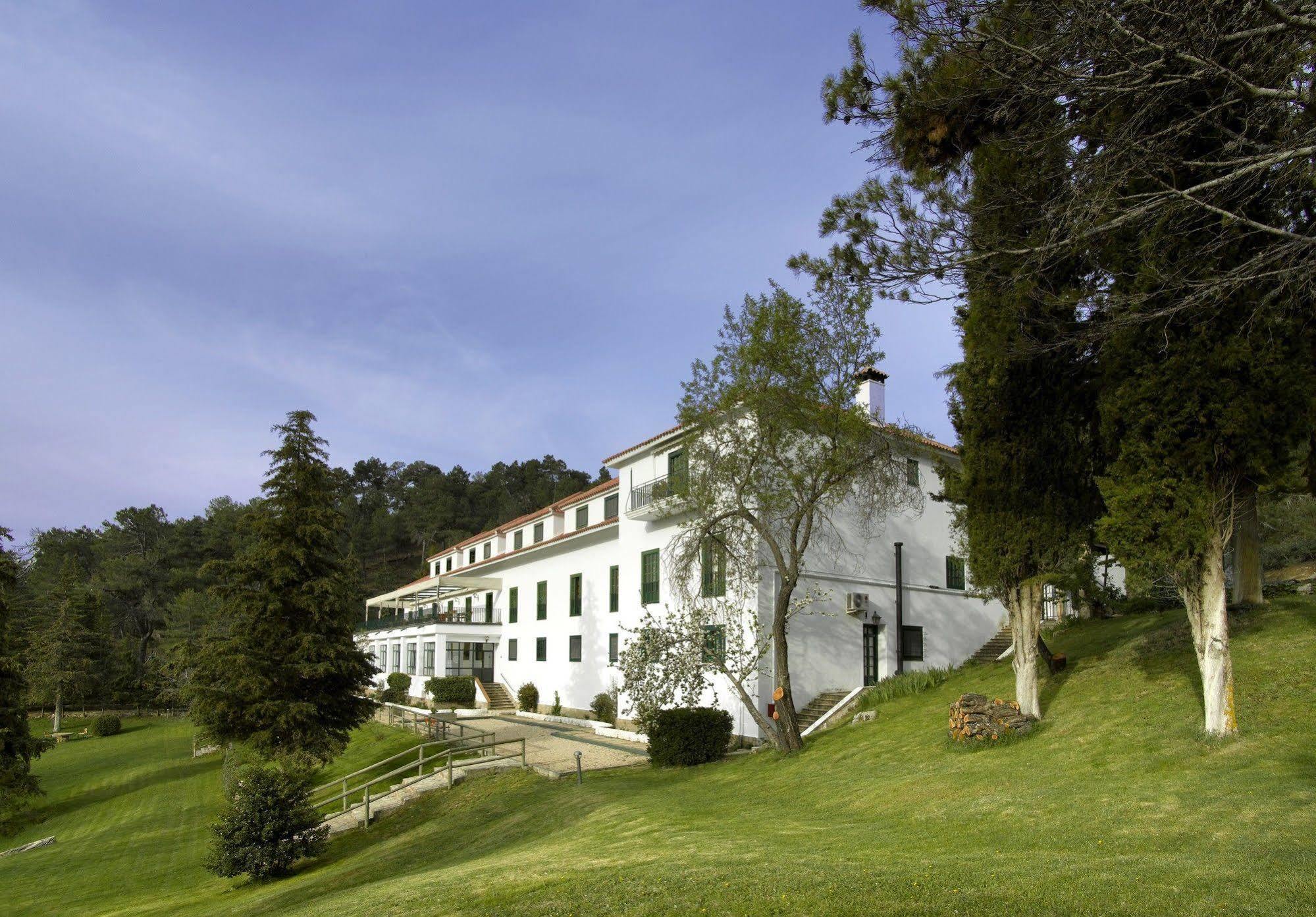 Parador De Cazorla Hotel Exterior photo